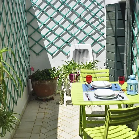 Appartamento Cozy Studio With Terrace Guglie